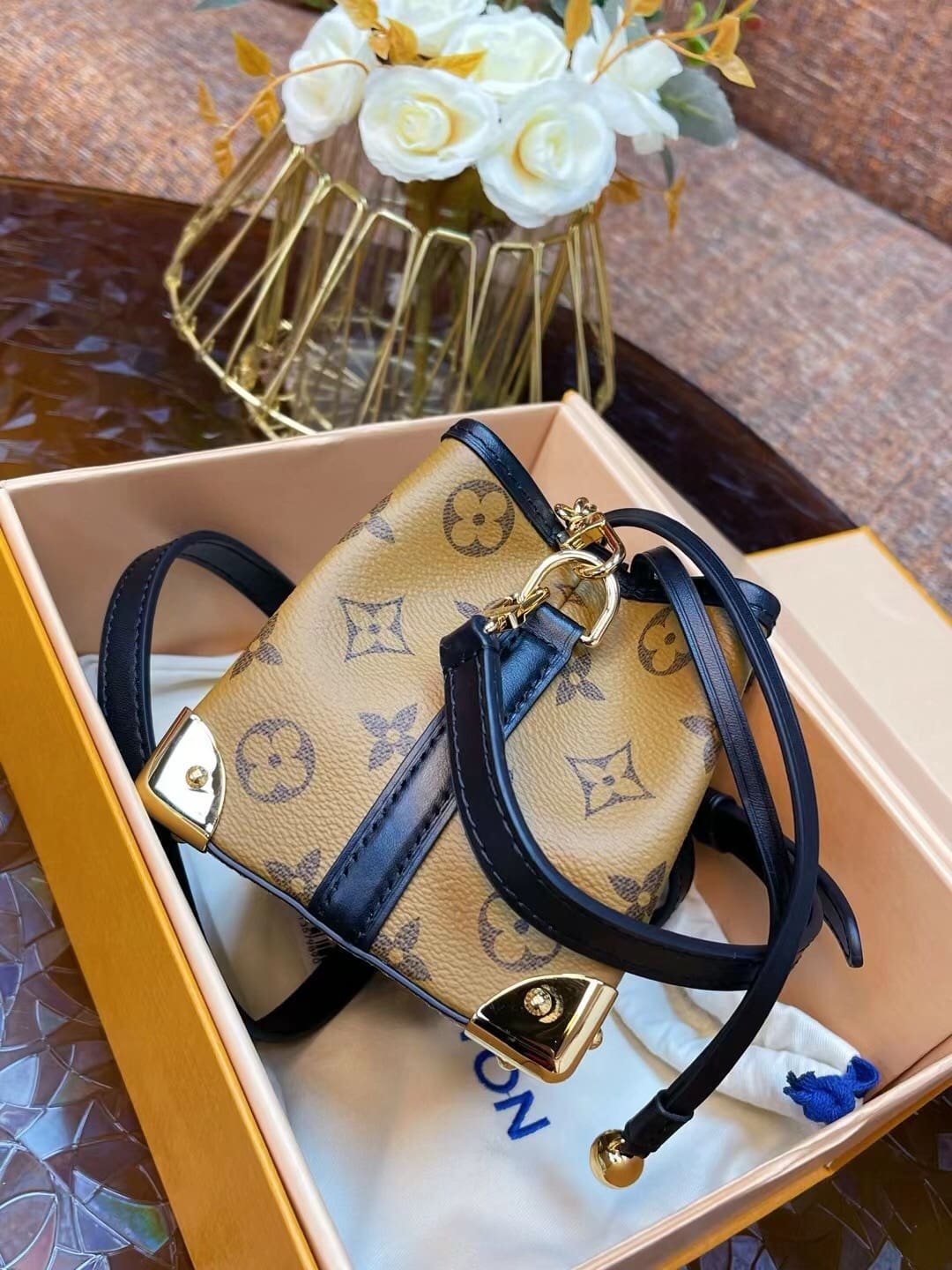 L0vis Vvtt0n M82885 Noé Purse LV Charms