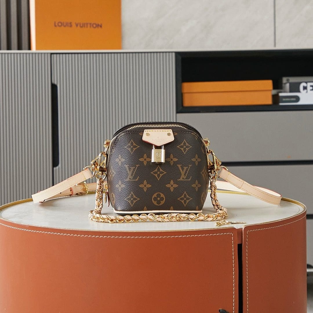 L0vis Vvtt0n M47096 Just In Case