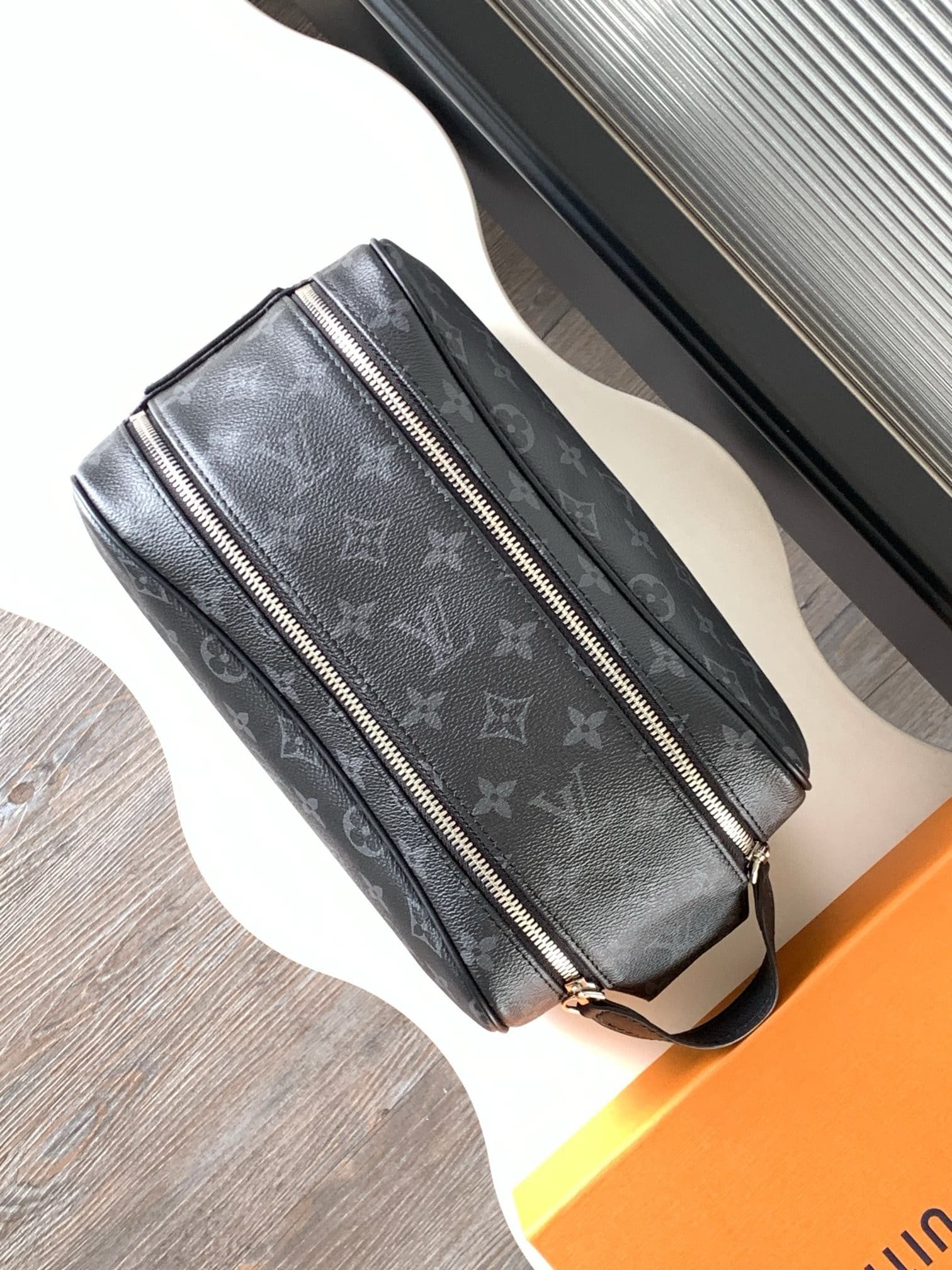L0vis Vvtt0n M46354 DOPP KIT toiletry bag
