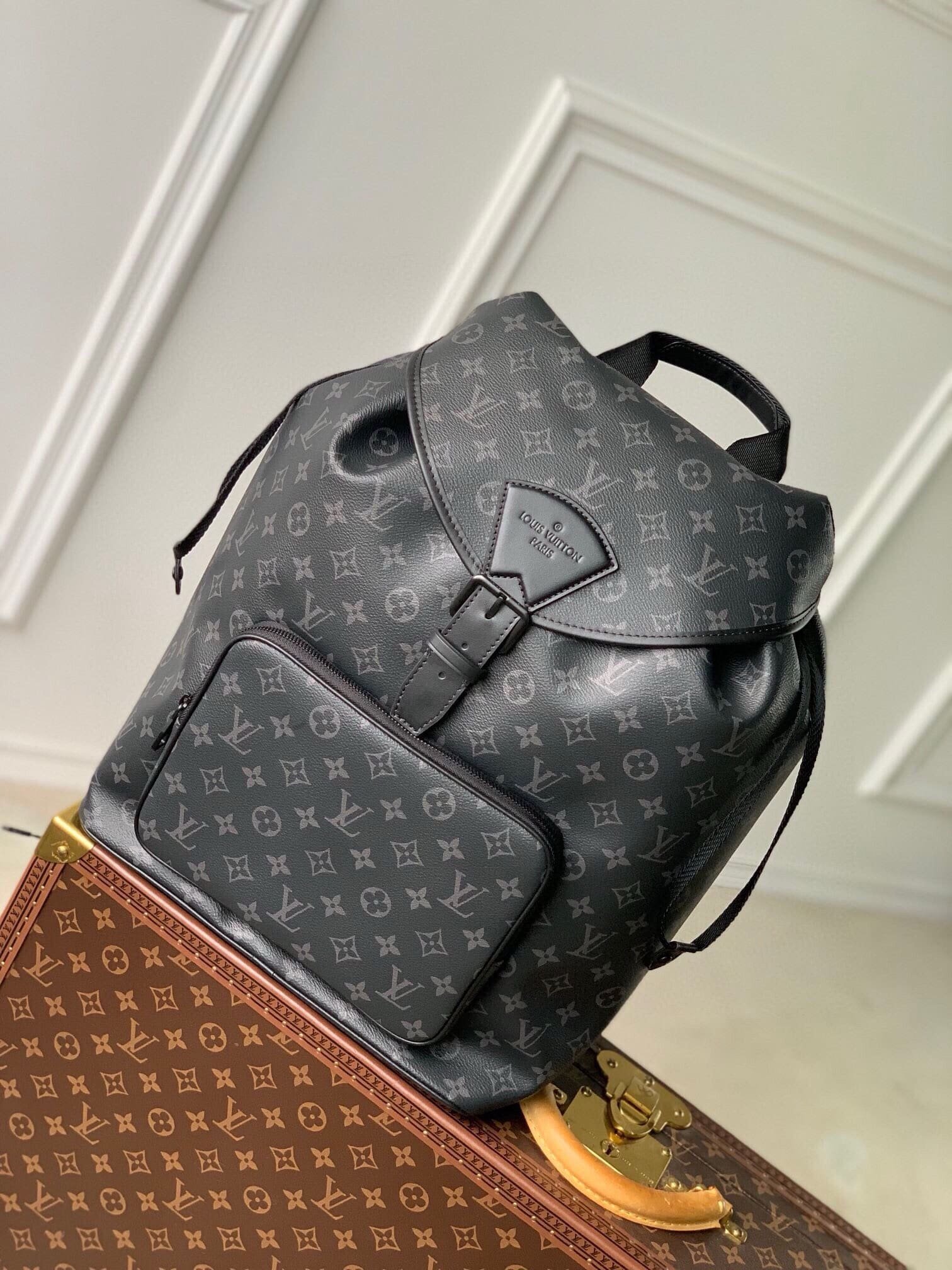 L0vis Vvtt0n M46683 Montsouris Backpack
