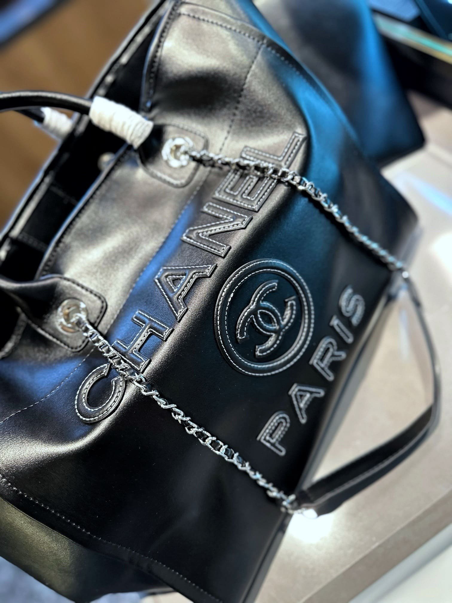 Ch**el LARGE TOTE