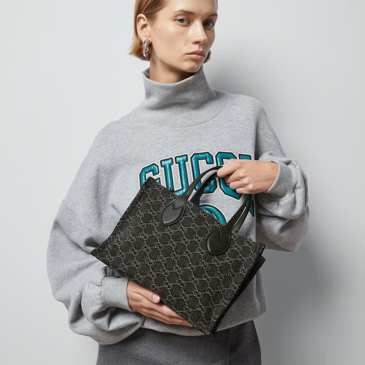 Gvc*1 OPHIDIA GG MEDIUM TOTE BAG