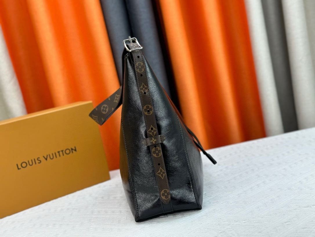 L0vis Vvtt0n M25143 CarryAll MM