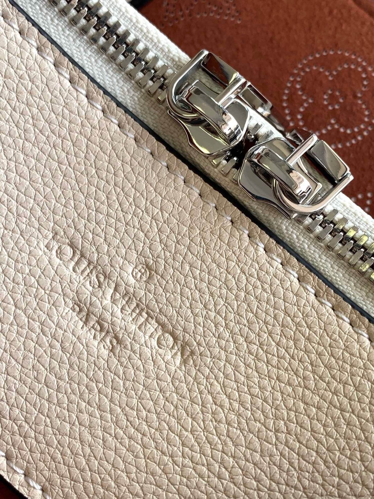 L0vis Vvtt0n M59203 Bella Tote