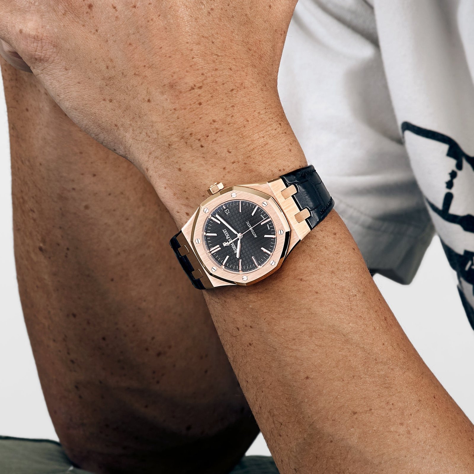 Audemars P1g*et Royal Oak Selfwinding 15450OR.OO.D002CR.01