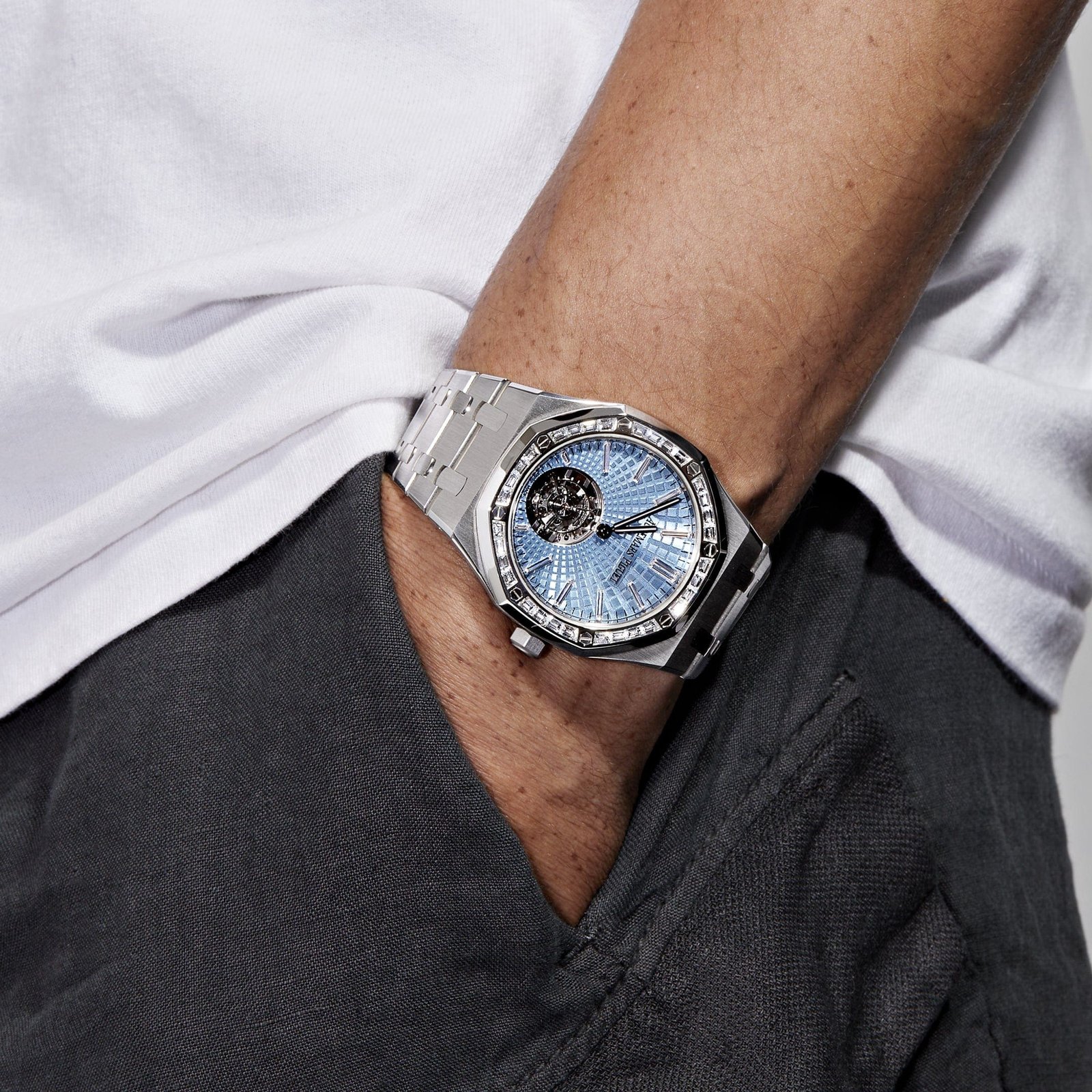 Audemars P1g*et Royal Oak 26535PT.ZZ.1220PT.01 Selfwinding Flying Tourbillon Platinum Light Blue Dial