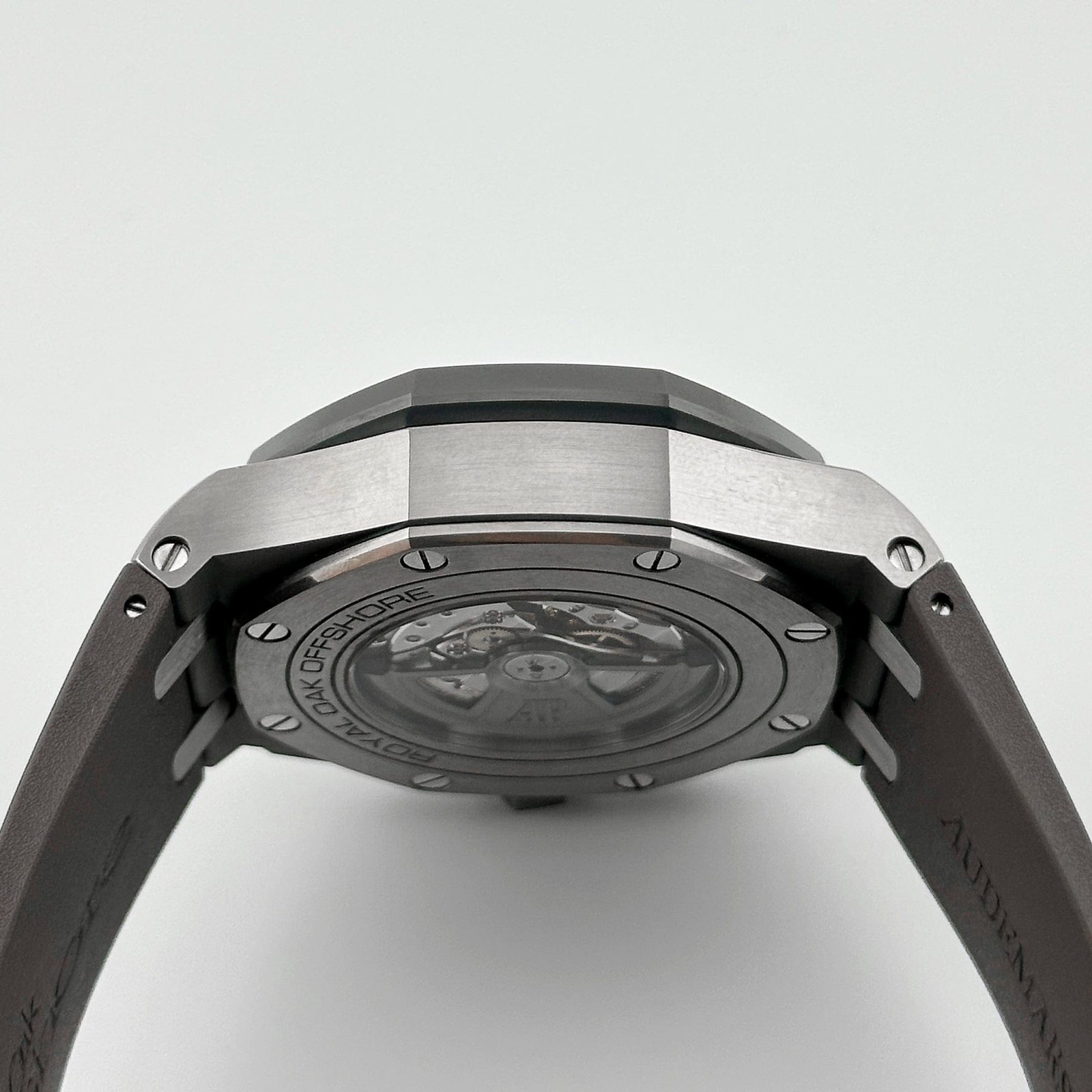 Audemars P1g*et Royal Oak Offshore 26400IO.OO.A004CA.02 Selfwinding Chronograph Titanium Grey Dial (2020)