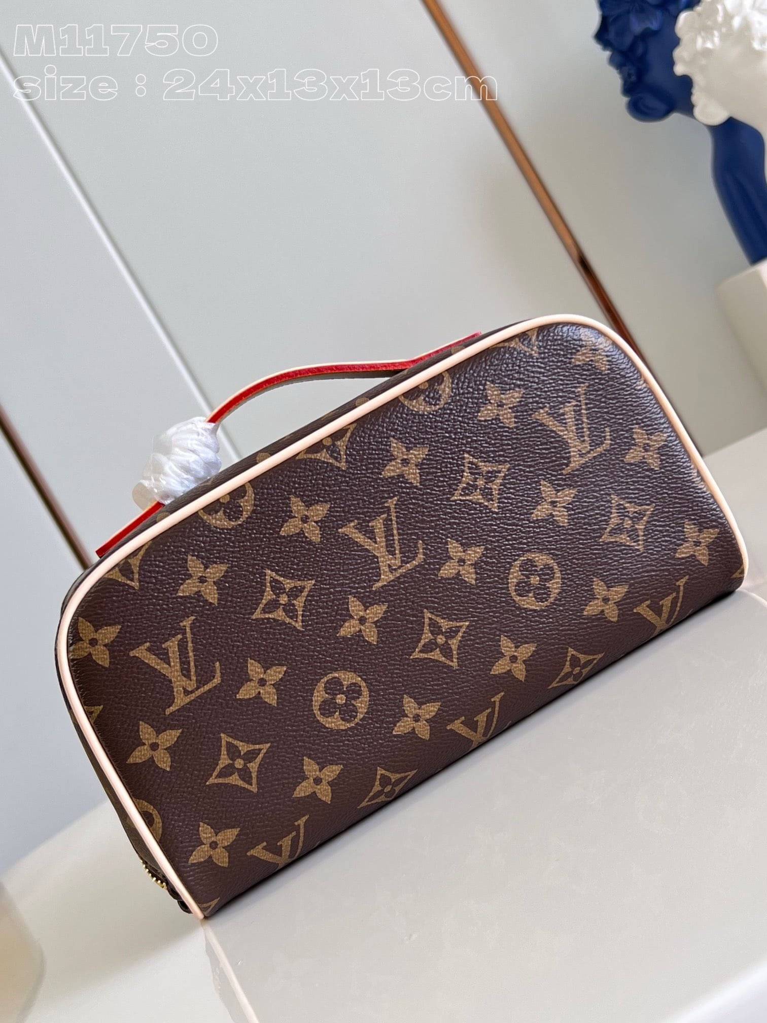 L0vis Vvtt0n M11750 Toiletry Bag (top quality)