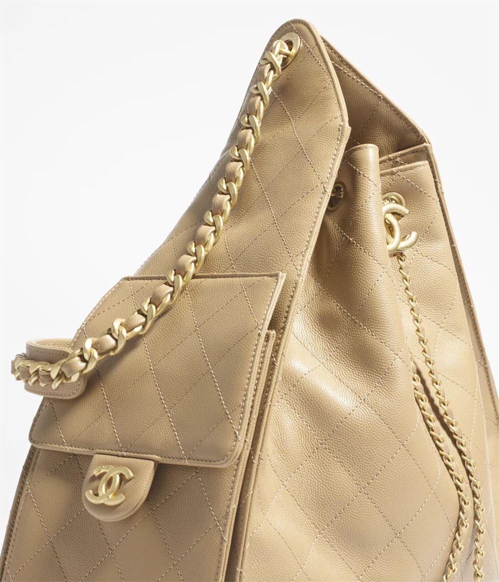 Ch**el 25 Medium Handbag
