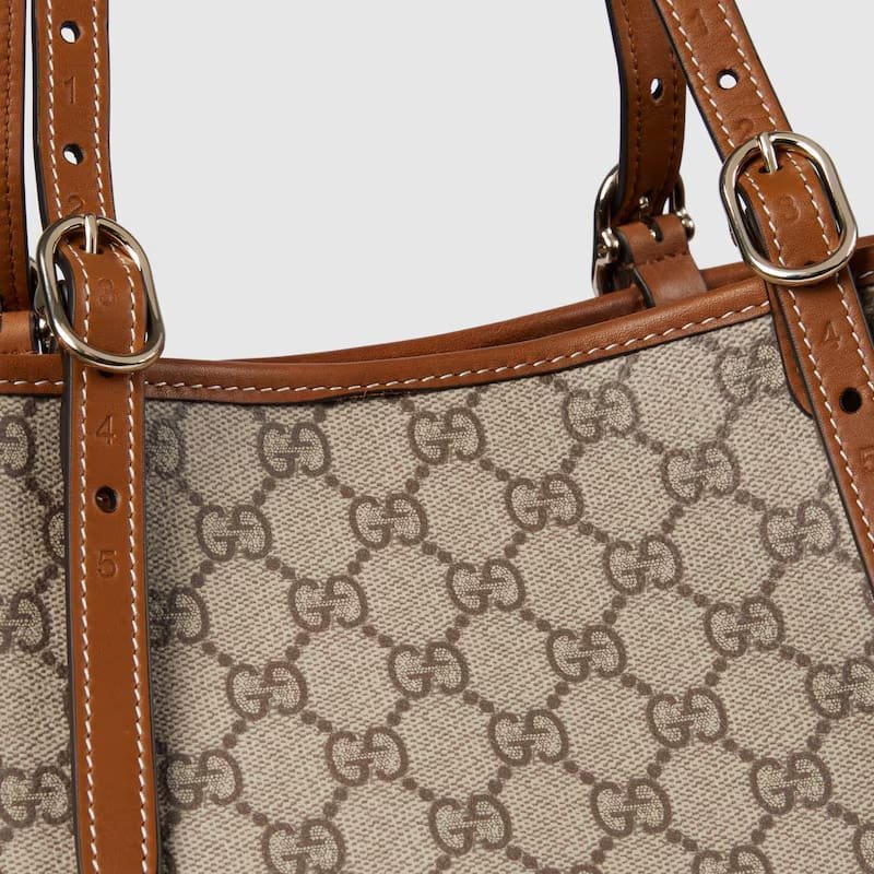 Gvc*1 EMBLEM LARGE TOTE BAG