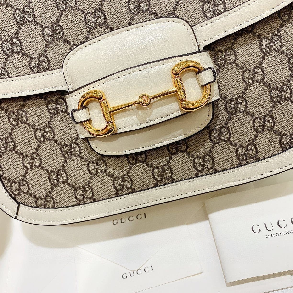 Gvc*1 Horsebit 1955 Shoulder Bag 602204 White