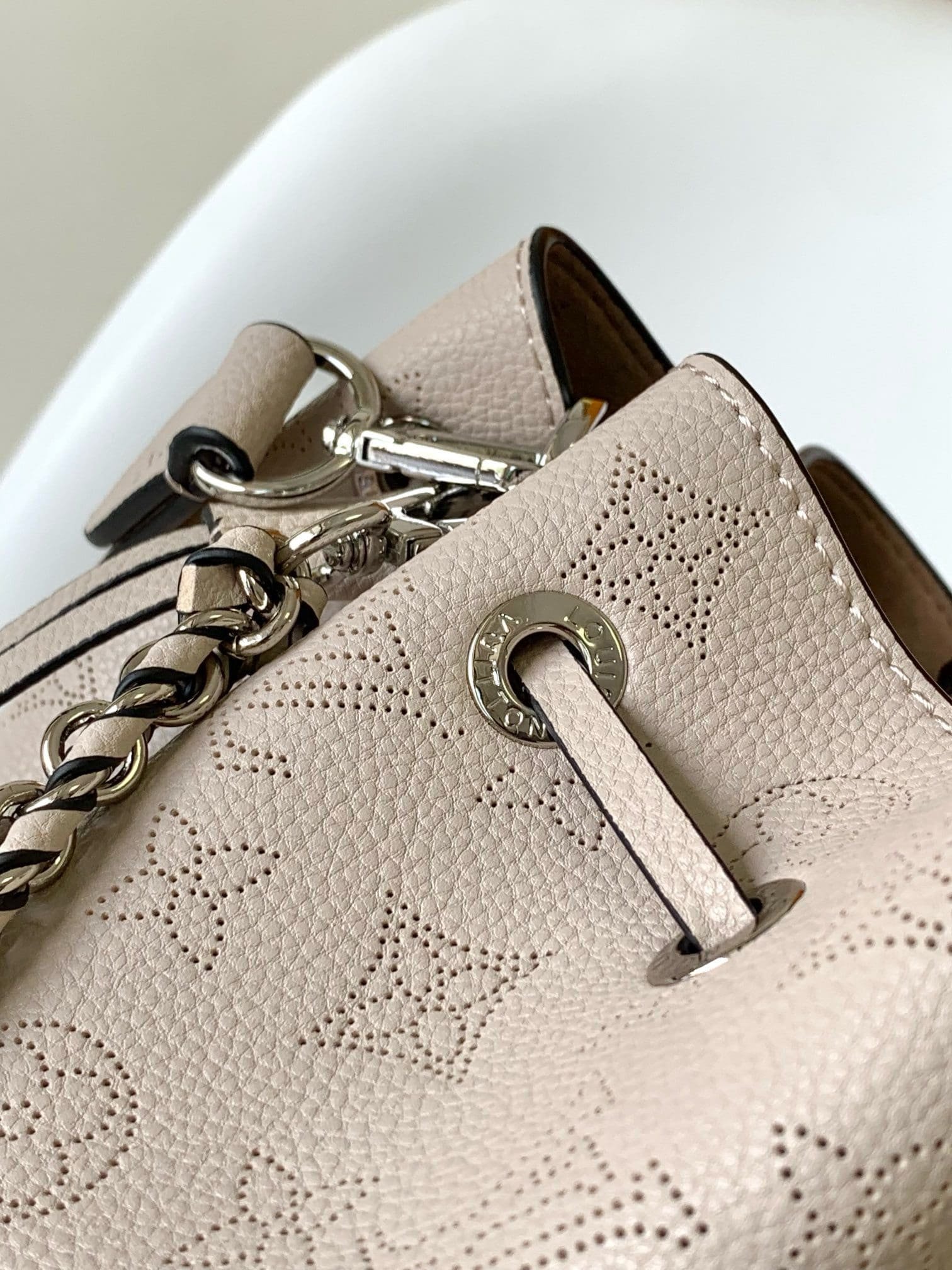 L0vis Vvtt0n M59201 Bella Tote