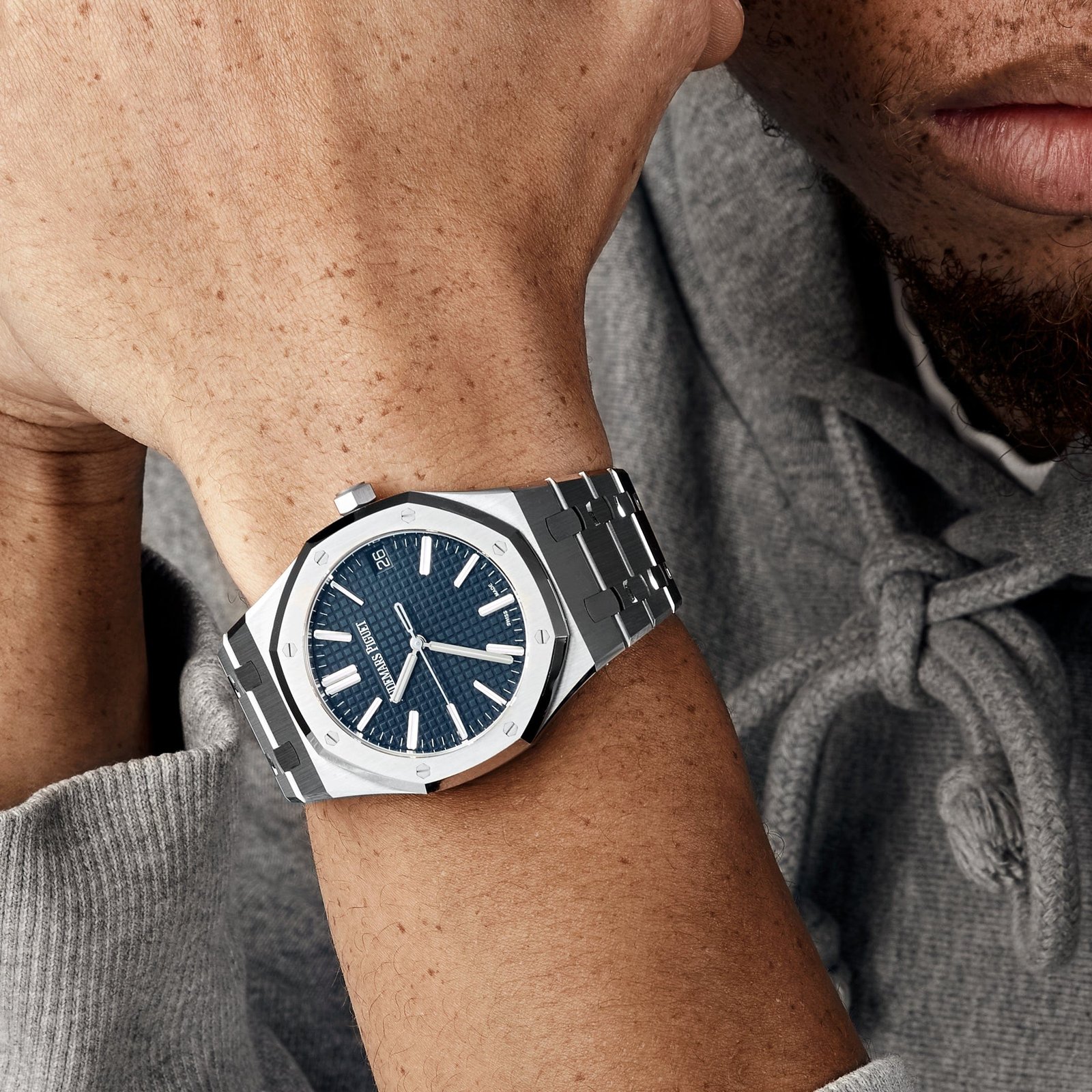 Audemars P1g*et Royal Oak Selfwinding 15510ST.OO.1320ST.01 “50th Anniversary” 41mm Steel Blue Dial