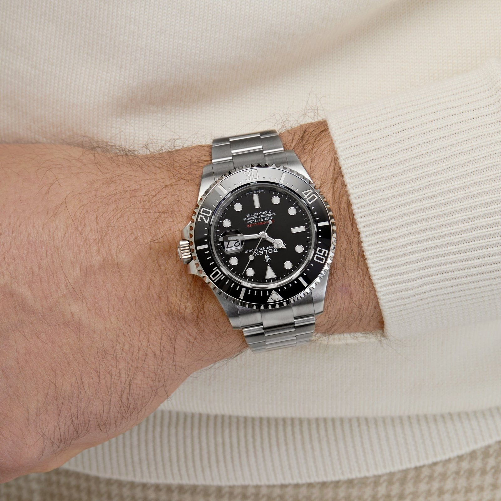 R01ex Sea-Dweller 126600 Stainless Steel Black Dial (2023)