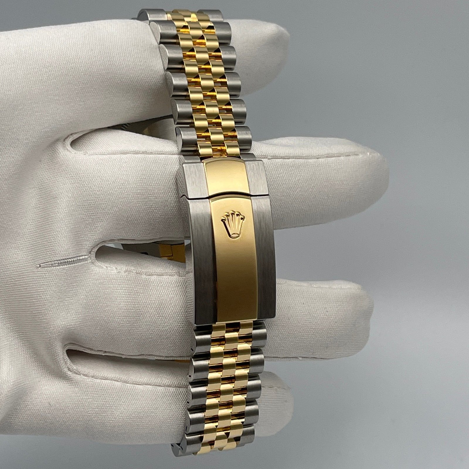 R01ex Datejust 36 126233 ‘Wimbledon’ Stainless Steel Yellow Gold Slate Dial Jubilee (2021)