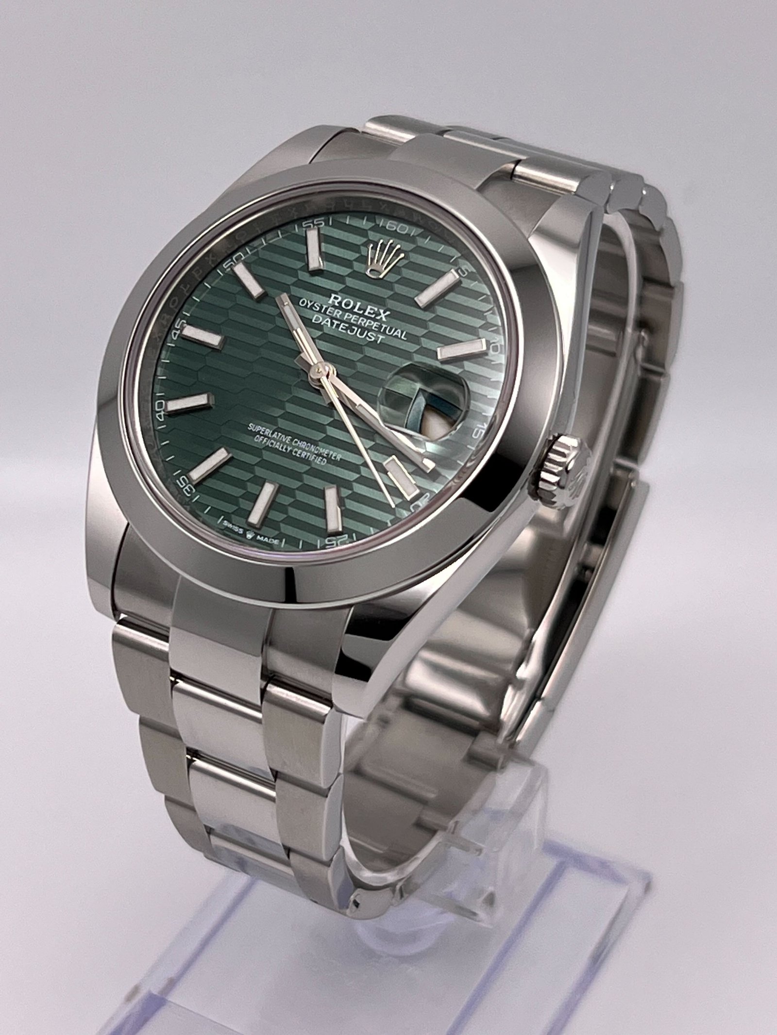 R01ex Datejust 41 126300 Stainless Steel Green Fluted-Motif Dial Oyster (2023)