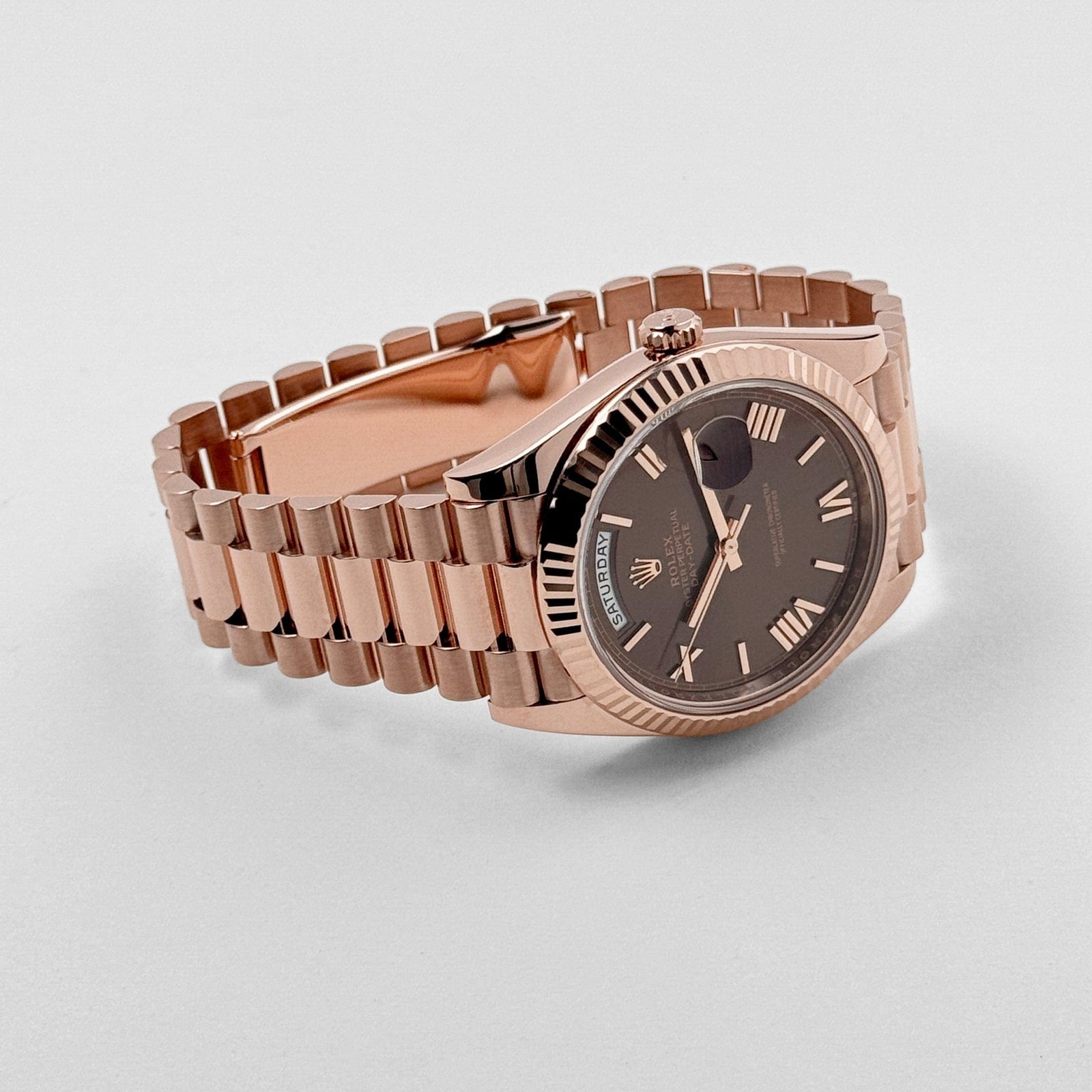 R01ex Day-Date 40 228235 Rose Gold Chocolate Roman Dial (2024)