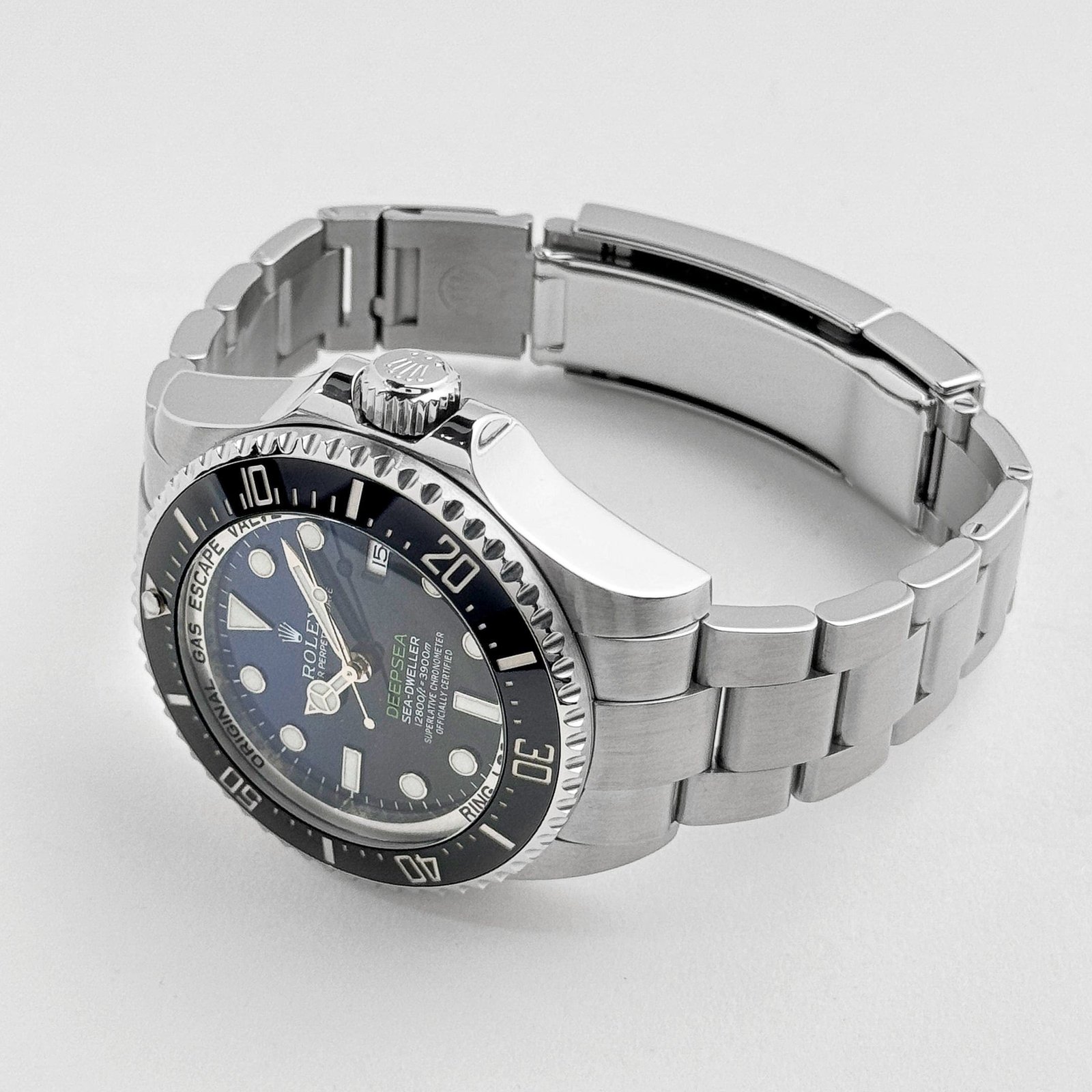 R01ex Deepsea Sea-Dweller 116660 ‘James Cameron’ Blue Dial (2015)