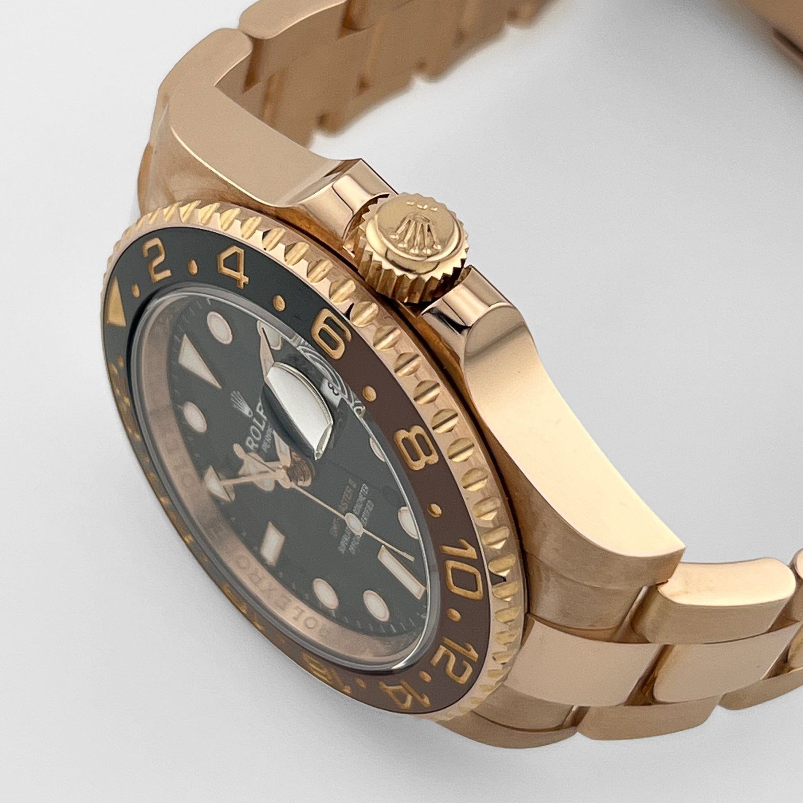 R01ex GMT-Master II 126715CHNR ‘Root Beer’ Rose Gold Black Dial (2019)