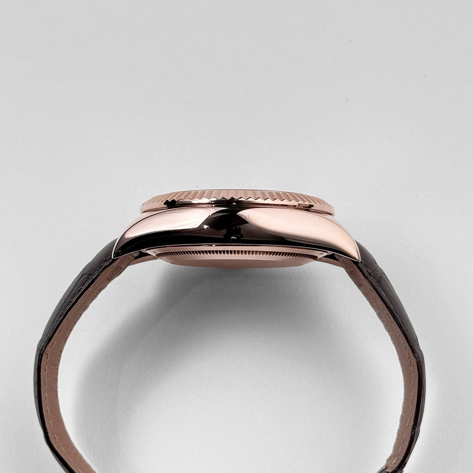 R01ex Sky-Dweller 326135 Rose Gold Sundust Dial (2016)