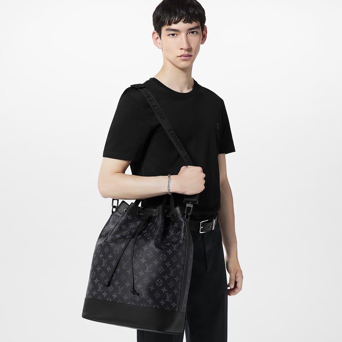 L0vis Vvtt0n M46693 Maxi Noé Sling Bag